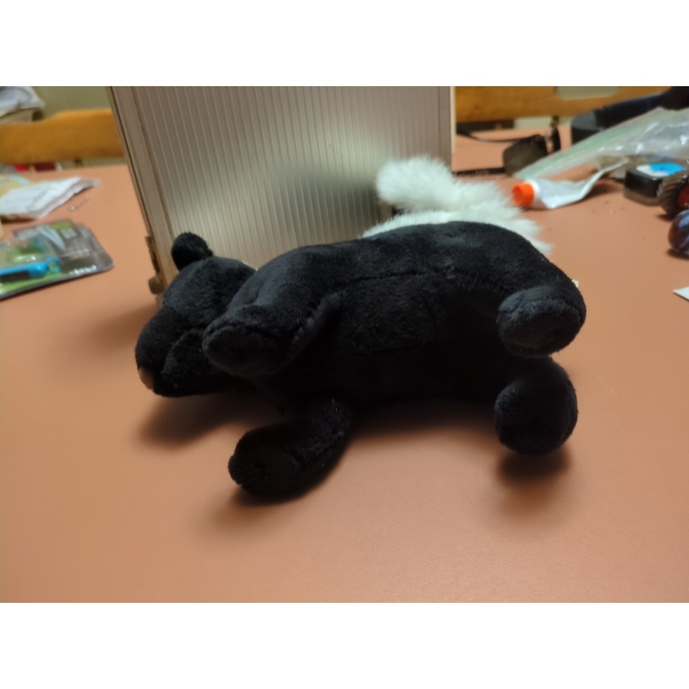 Tiger Tale Toys Plush Stuffed Skunk Cute And Cuddly - Picture 5 of 5